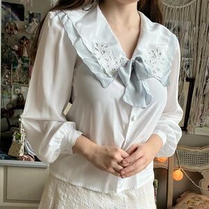 Vintage 80s Sailor Moon style pastel blue blouse 🪽🫖